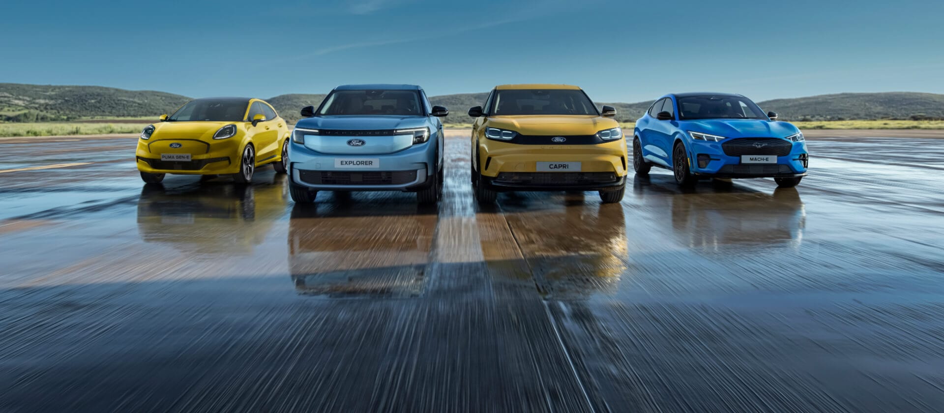 Řada elektromobilů Ford s modely Ford Puma Gen-E, Ford Explorer, Ford Capri a Ford Mustang Mach-E.